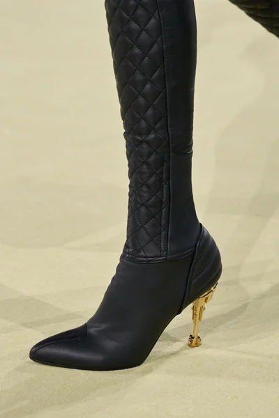 Look 188
